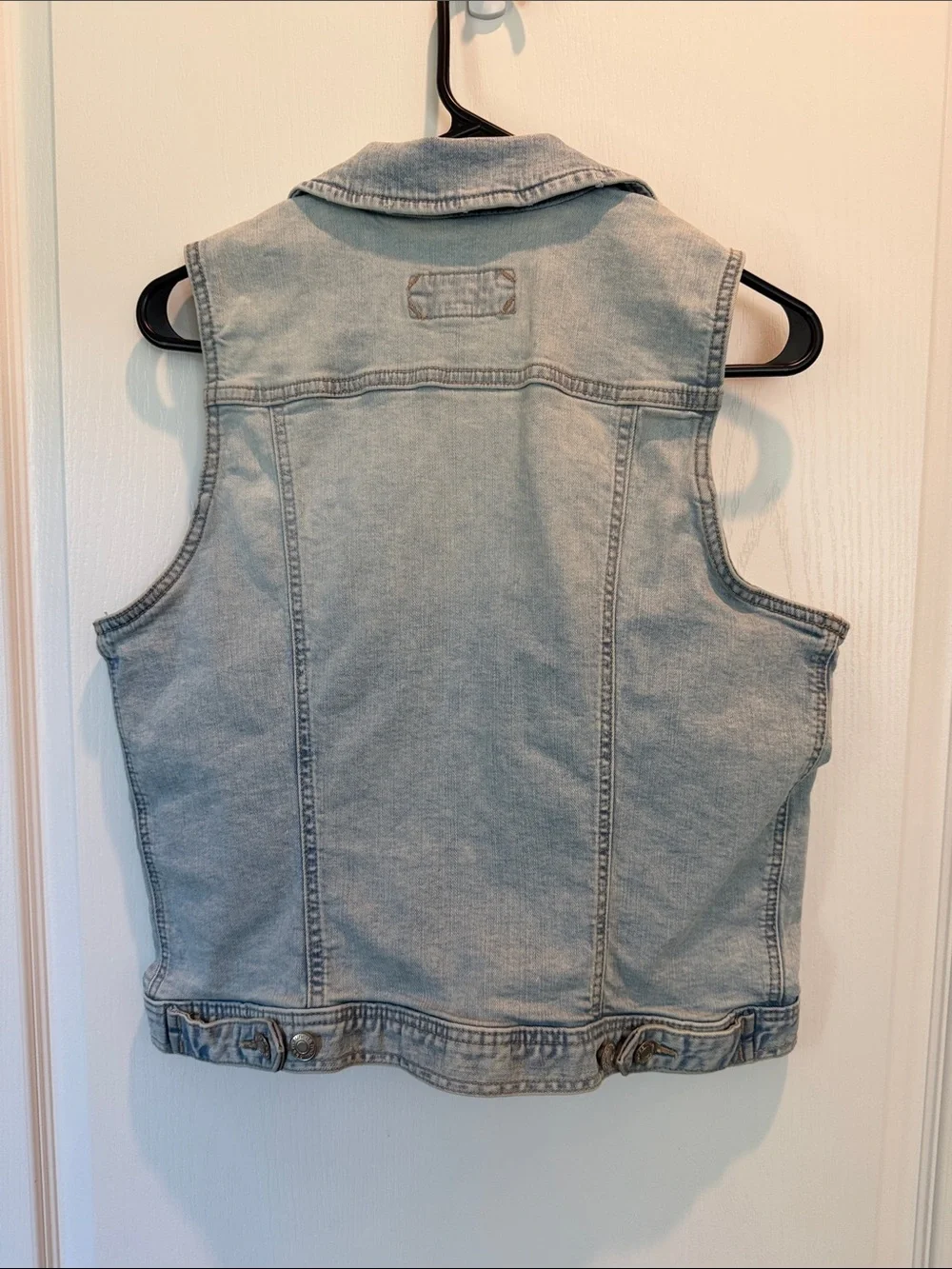 Maurices Light Blue Denim Vest Hanging Organizer